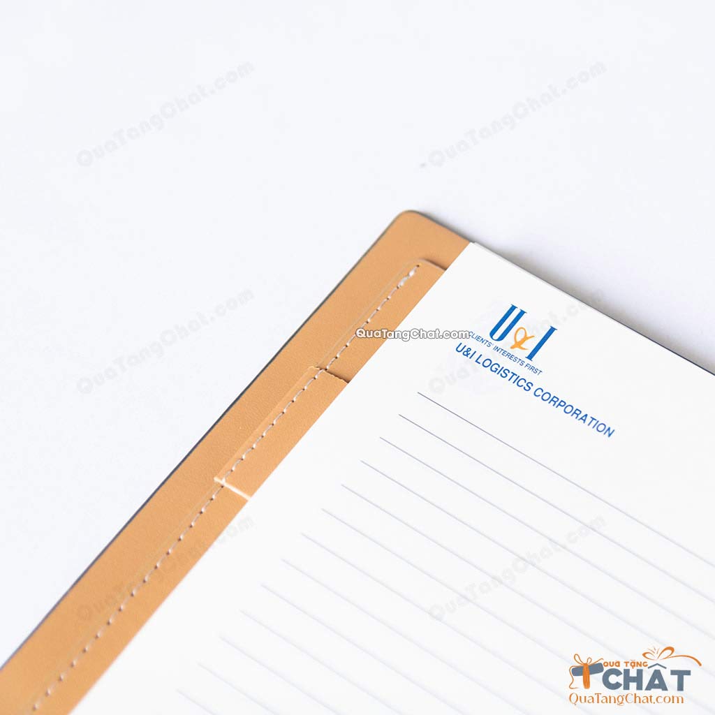 Chất giấy cao cấp làm sổ tại Quà Tặng Chất