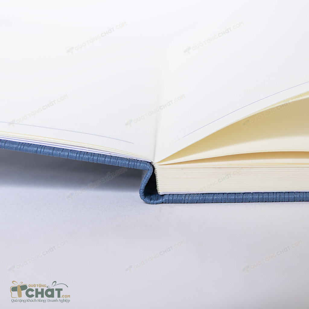 Sổ tay dán gáy chắc chắn, không bong tróc trong quá trình sử dụng
