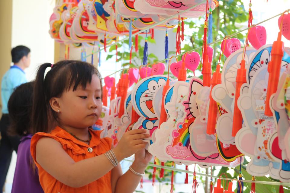 Đèn trung thu ngày nay